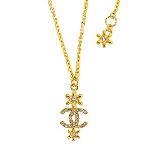 NWT Authentic Chanel Gold, Pearly White, and Crystal Flower Necklace 23A